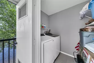 7466 Ashmont Cir, Tamarac, FL 33321 - Photo 22