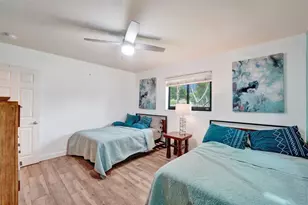 60 SE 10th St, Pompano Beach, FL 33060 - Photo 32