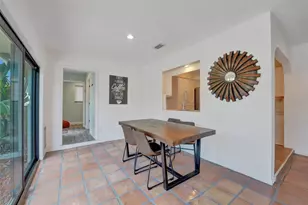 60 SE 10th St, Pompano Beach, FL 33060 - Photo 14