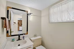 2236 Nova Village Dr, Davie, FL 33317 - Photo 8