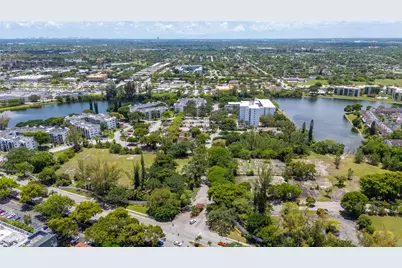 3301 Spanish Moss Terrace #705, Lauderhill, FL 33319 - Photo 8