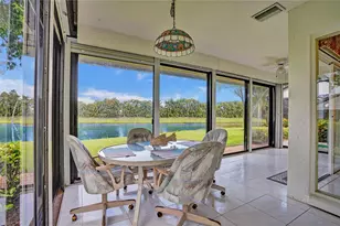 5658 Parkwalk Cir E, Boynton Beach, FL 33472 - Photo 18
