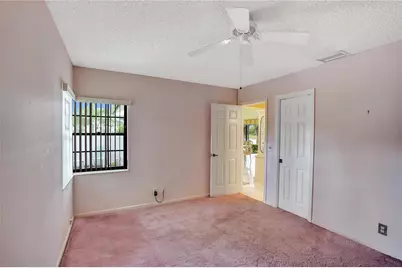 5658 Parkwalk Circle E, Boynton Beach, FL 33472 - Photo 30