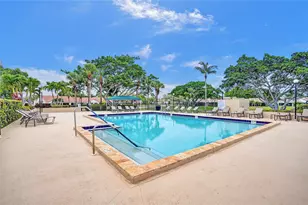 5658 Parkwalk Cir E, Boynton Beach, FL 33472 - Photo 42
