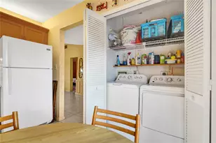 5658 Parkwalk Circle E, Boynton Beach, FL 33472 - Photo 16