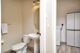 676 W Palm Aire Dr, Pompano Beach, FL 33069 - Photo 40