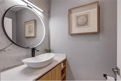 811 SW 10th Terrace, Fort Lauderdale, FL 33315 - Photo 4