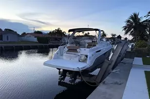 5641 Bayview Dr, Fort Lauderdale, FL 33308 - Photo 4