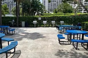 2500 Parkview Dr, Hallandale Beach, FL 33009 - Photo 36