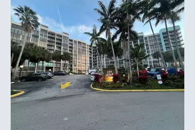 200 Leslie Drive #324, Hallandale Beach, FL 33009 - Photo 2