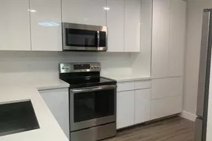 3463 Carambola Cir Unit, Pompano Beach, FL 33066 - Photo 2