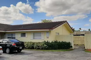 10551 NW 45th St, Coral Springs, FL 33065 - Photo 2