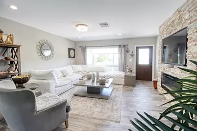 2080 NE 26th Street, Pompano Beach, FL 33064 - Photo 12