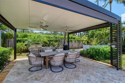 2080 NE 26th Street, Pompano Beach, FL 33064 - Photo 16