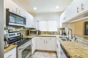 8039 N Tranquility Lake Dr, Delray Beach, FL 33446 - Photo 12