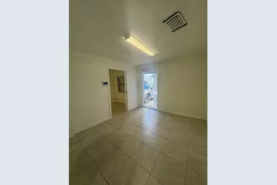 511 NE 32nd Street #541A, Oakland Park, FL 33334 - Photo 4