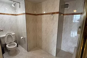 1833 S Ocean Dr, Hallandale Beach, FL 33009 - Photo 18