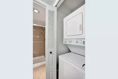 10434 Sunrise Lakes Boulevard #202, Sunrise, FL 33322 - Photo 14