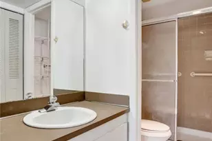 10434 Sunrise Lakes Blvd, Sunrise, FL 33322 - Photo 12