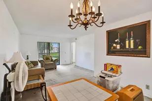 10434 Sunrise Lakes Blvd, Sunrise, FL 33322 - Photo 6