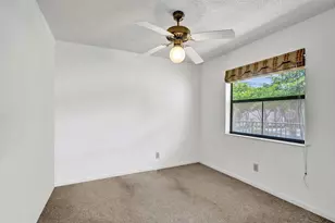 10434 Sunrise Lakes Blvd, Sunrise, FL 33322 - Photo 16
