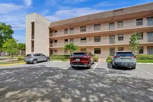 10434 Sunrise Lakes Blvd, Sunrise, FL 33322 - Photo 22