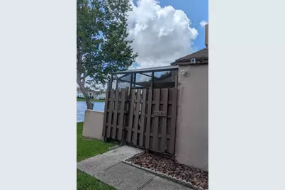 1061 NW 122nd Terrace, Hollywood, FL 33026 - Photo 2