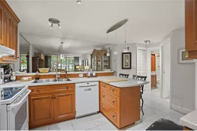 2998 NW 48th Terrace #220, Fort Lauderdale, FL 33313 - Photo 2