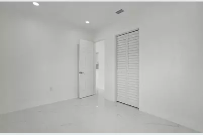 2301 Alcazar Drive, Miramar, FL 33023 - Photo 8