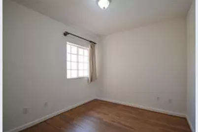 2958 NW 35th Avenue, Fort Lauderdale, FL 33311 - Photo 14