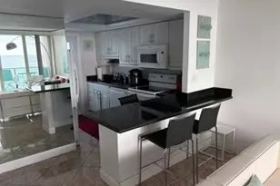 333 NE 21st Ave, Deerfield Beach, FL 33441 - Photo 4