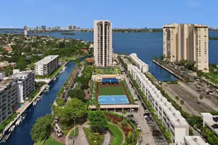 1800 NE 114th St, Miami, FL 33181 - Photo 12