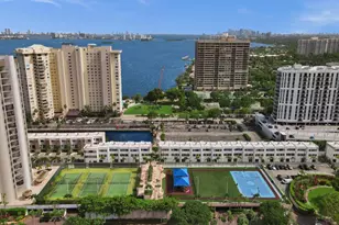 1800 NE 114th St, Miami, FL 33181 - Photo 4