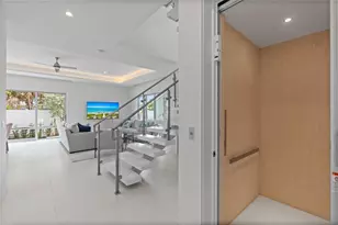 221 Shore Ct, Fort Lauderdale, FL 33308 - Photo 52