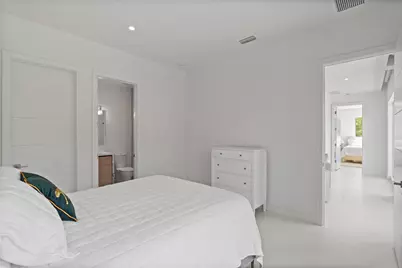 221 Shore Court #221, Lauderdale by the Sea, FL 33308 - Photo 32