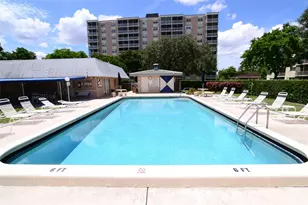 3575 Brokenwoods Dr, Coral Springs, FL 33065 - Photo 32