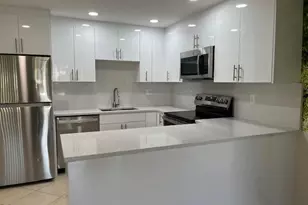 418 Pine Glen Ln, Greenacres, FL 33463 - Photo 2