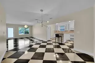 1107 Adams St, Hollywood, FL 33019 - Photo 4