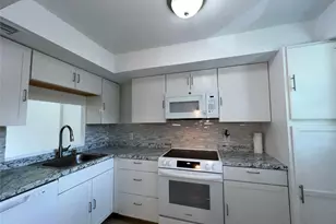 117 Royal Pk Dr, Oakland Park, FL 33309 - Photo 1