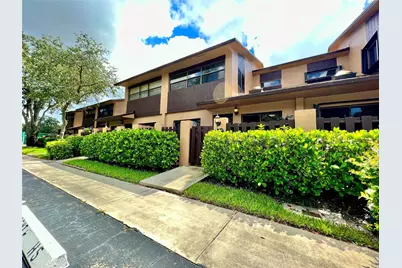 7750 NW 79th Avenue #H5, Tamarac, FL 33321 - Photo 4