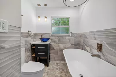 2924 NW 8th Avenue, Wilton Manors, FL 33311 - Photo 50