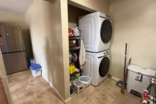 10056 Winding Lake Rd, Sunrise, FL 33351 - Photo 8