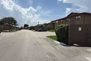 10056 Winding Lake Rd, Sunrise, FL 33351 - Photo 26