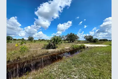 17019 NW 296th Street, Okeechobee, FL 34972 - Photo 2