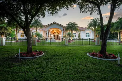 5801 Estates Drive, Fort Lauderdale, FL 33330 - Photo 2