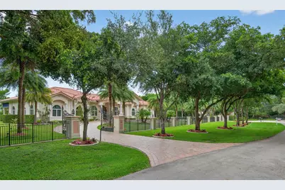 5801 Estates Drive, Fort Lauderdale, FL 33330 - Photo 92