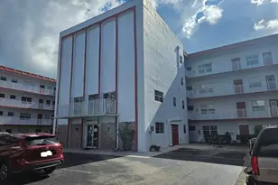 4000 NW 44th Ave, Lauderdale Lakes, FL 33319 - Photo 2