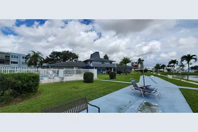 2300 Park Lane #311, Hollywood, FL 33021 - Photo 30