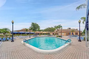 9261 Sunrise Lakes Blvd, Sunrise, FL 33322 - Photo 24