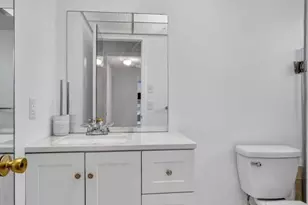 420 NE 12th Ave, Hallandale Beach, FL 33009 - Photo 12